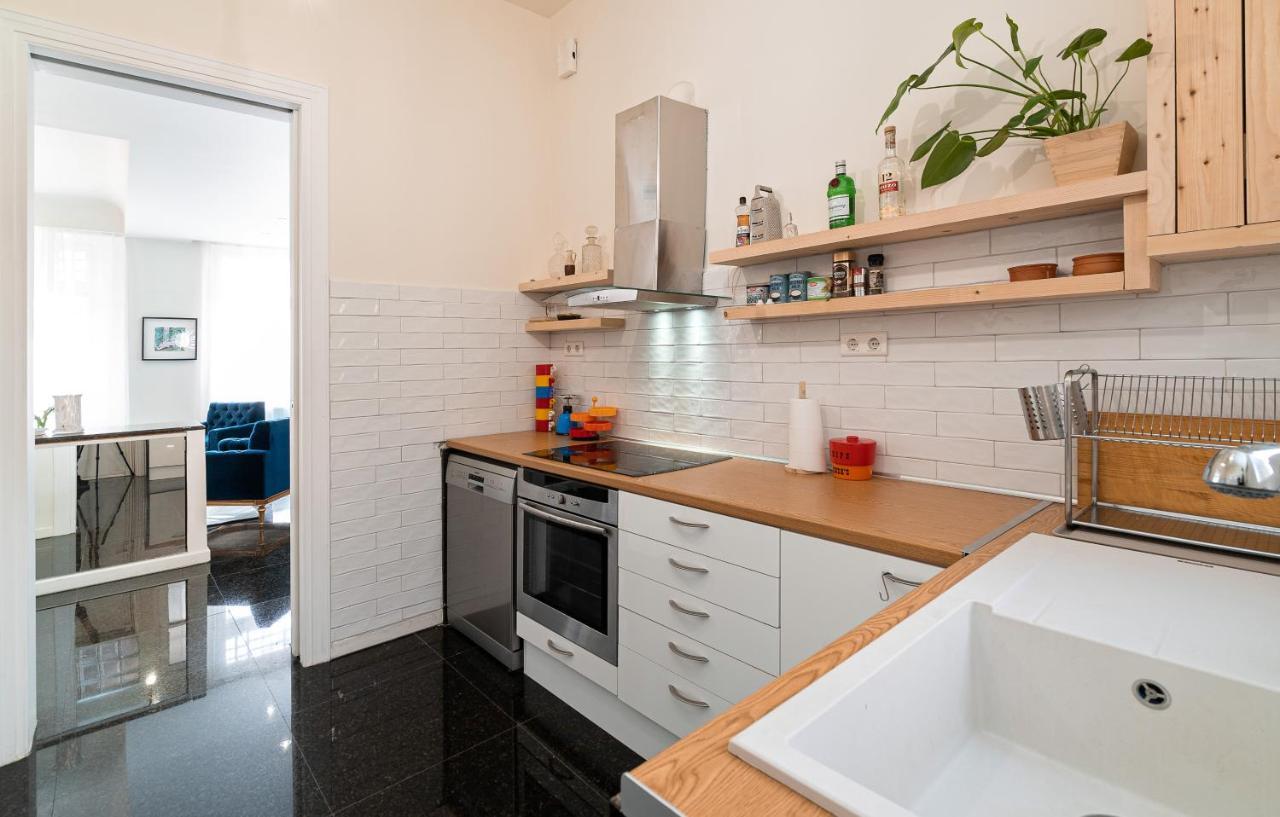Spacious&Artistic Retro 2 Bedrooms Apt + SAUNA Atenas Exterior foto